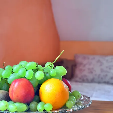 Vysluni Апартаменти *