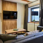 Apartament Vysluni
