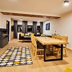 Apartament Vysluni