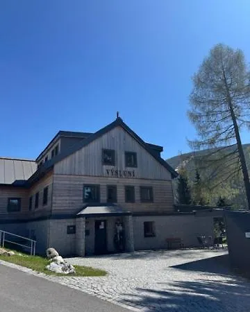 Apartmany Vysluni *