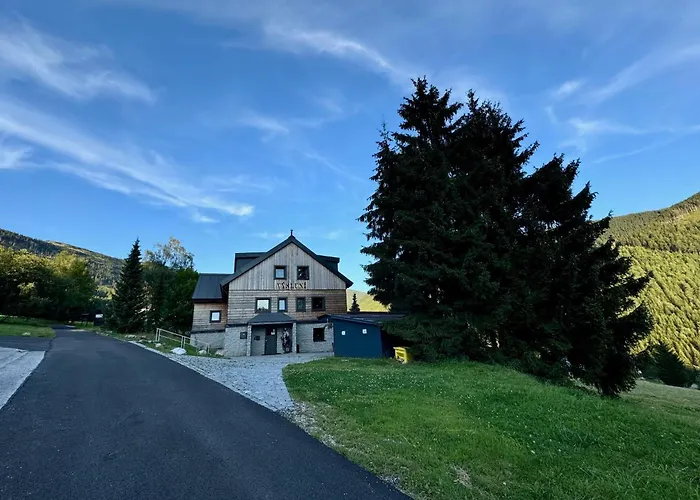 Apartament Vysluni *